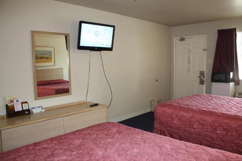 Quality Inn & Suites Fort Worth Buitenkant foto