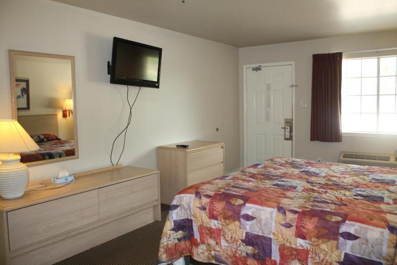 Quality Inn & Suites Fort Worth Buitenkant foto